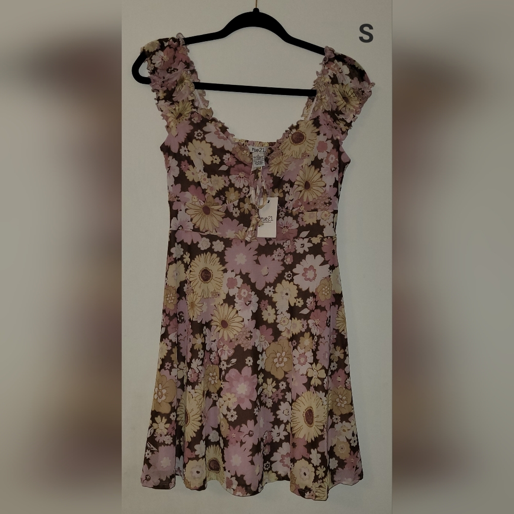 Rue21, Size Small, Nwt
